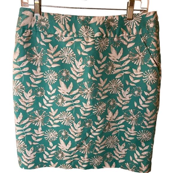 Super Pretty Floral Print Skirt - Size 10 by Rafaella - Picture 1 of 4
